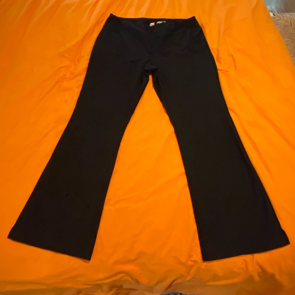 EUC Lucy tech Vital Collection Pants XL